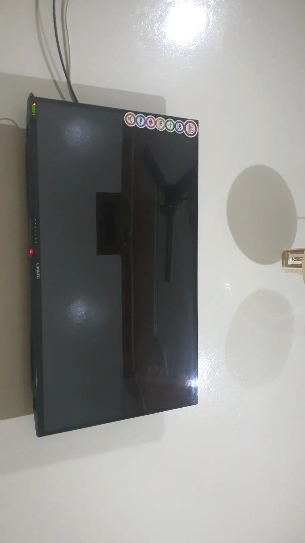 شاشة استعمال خفيف ونظيفة