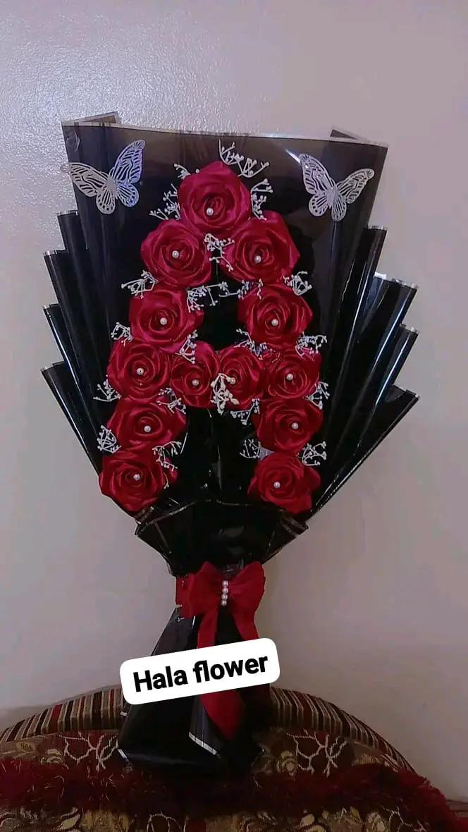 تنسيق باقات ورد ساتان