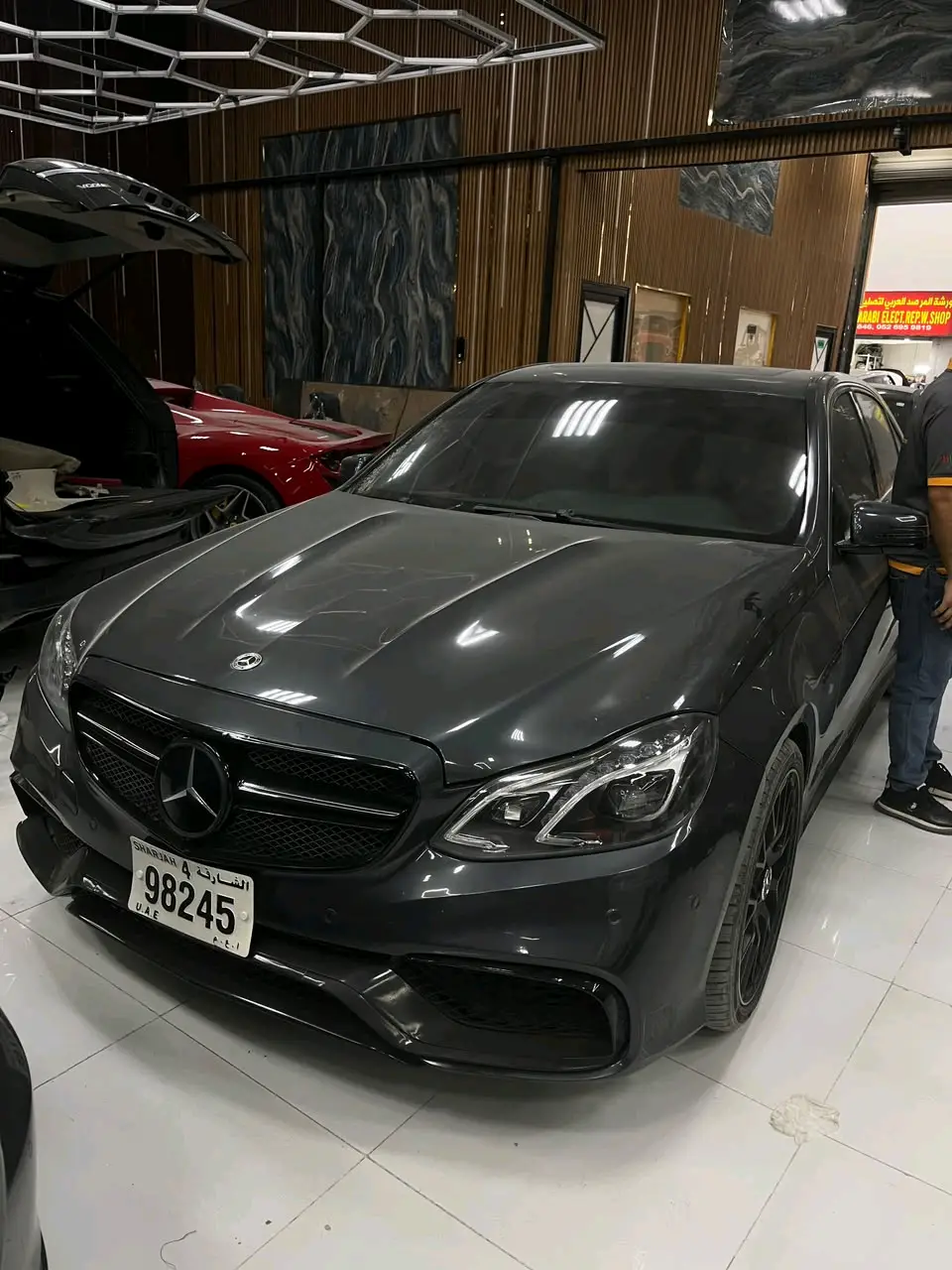 مرسيدس E350